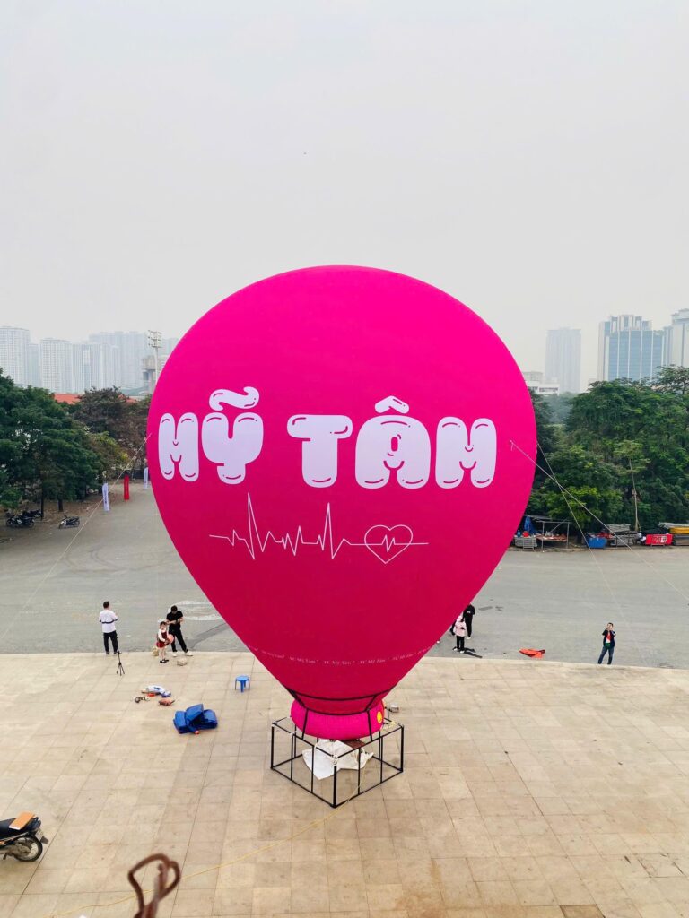 Mo hinh bom hoi khinh khi cau